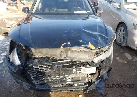 2017 Audi A4 2.0T Season Of Audi Premium z USA, uszkodzony, nr VIN WAUDNAF4XHN047194